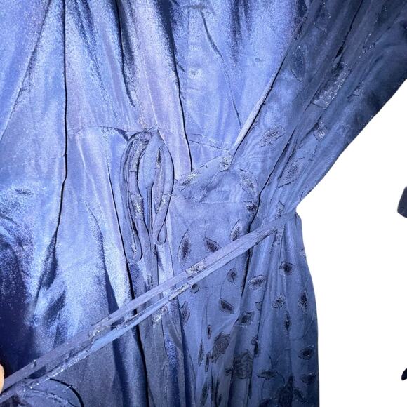 Lulus Evening of Elegance Navy Blue Floral Jacquard Wrap Midi Dress size Medium - Picture 8 of 10